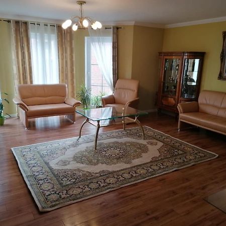 Grosses 4 Zimmer Apartment Naehe Messe ฮันโนเวอร์ ภายนอก รูปภาพ