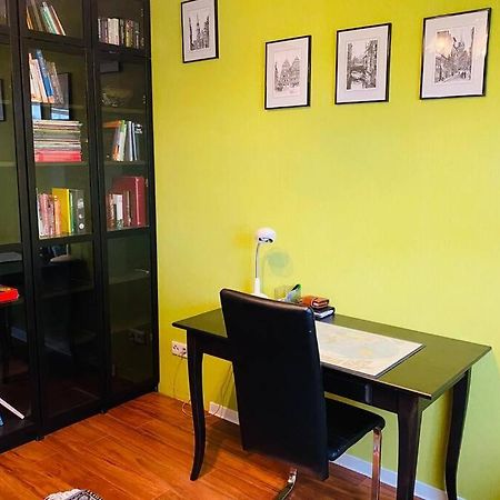 Grosses 4 Zimmer Apartment Naehe Messe ฮันโนเวอร์ ภายนอก รูปภาพ