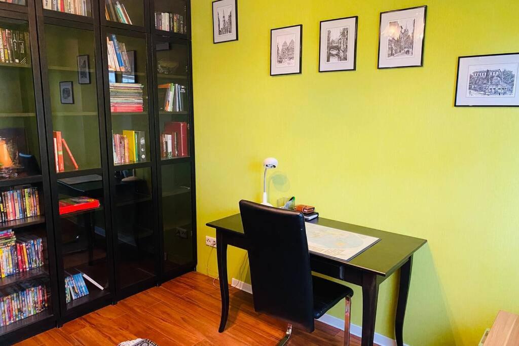 Grosses 4 Zimmer Apartment Naehe Messe ฮันโนเวอร์ ภายนอก รูปภาพ